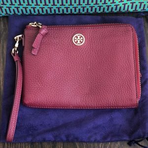 Tory Burch Large Pebbled Leather Wristlet